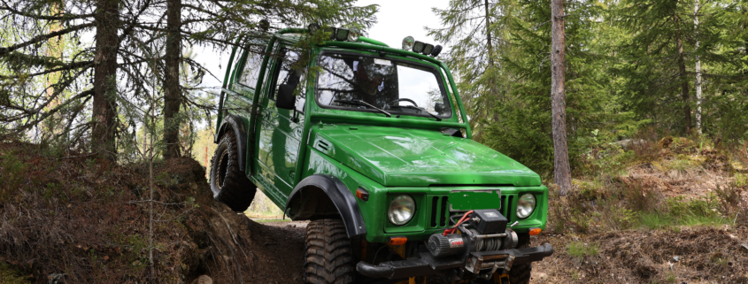 Vastaa metsämaaston antamaan haasteeseen elämyksellisellä offroadajolla